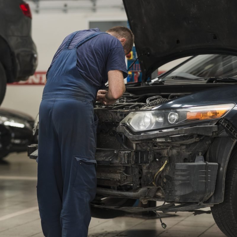 modern automobile mechanic composition